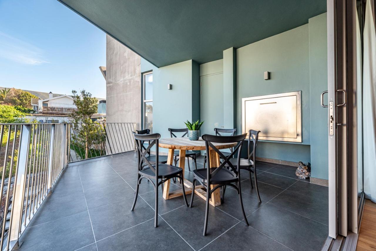 17 Marine, 2 Bedroom Sea-Facing Apt101 Hermanus Exteriör bild